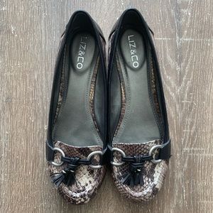 Liz & CO snake skin flats